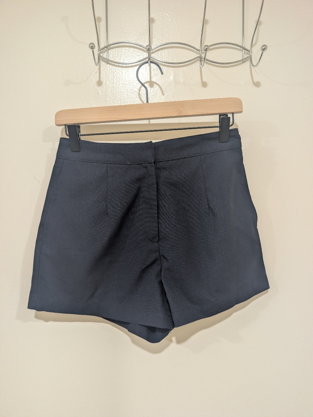 Mable Navy Linen Shorts
